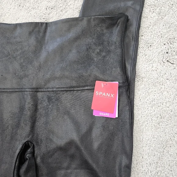 NWT Spanx | SPANXshape™ Faux Leather Leggings Matte 2437P, Womens 1X - Picture 7 of 10